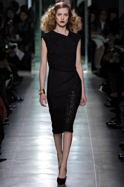 Look 26